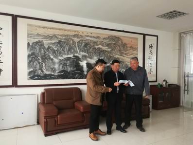 市、區(qū)工商聯(lián)領(lǐng)導(dǎo)來山東宏康機(jī)床20190320.jpg